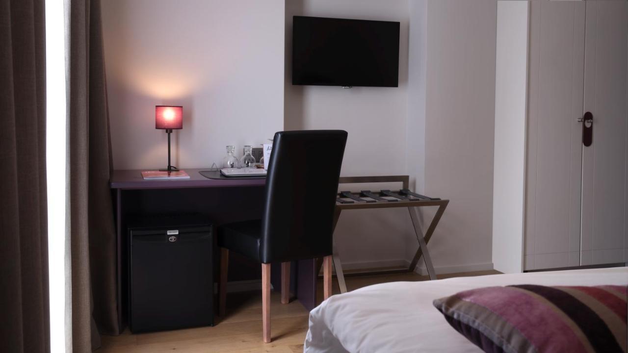 Le 24 Hotel Spa Bagian luar foto