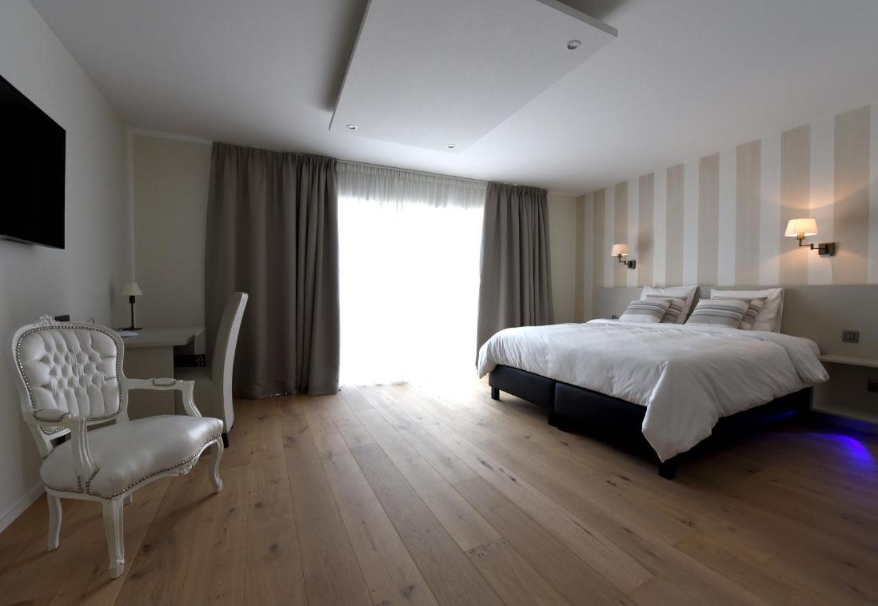 Le 24 Hotel Spa Ruang foto